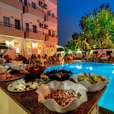 מלון Asia Hotel 3*