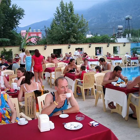 Asia Hotel קמר